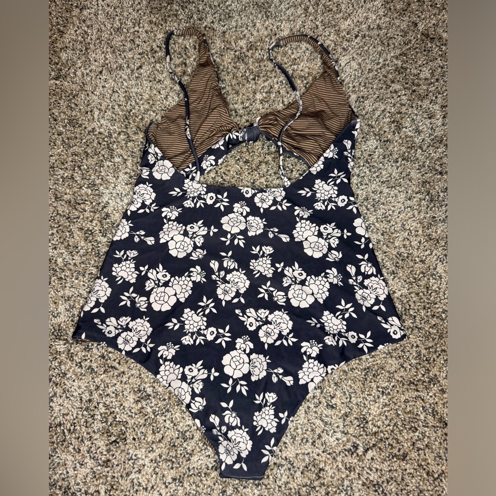 Acacia Swimwear Indies One Piece Small - image 3